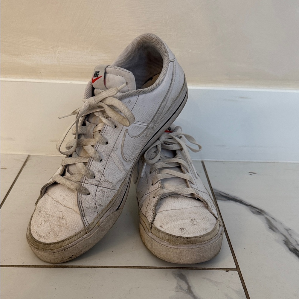 Nike White Casual Sneakers
